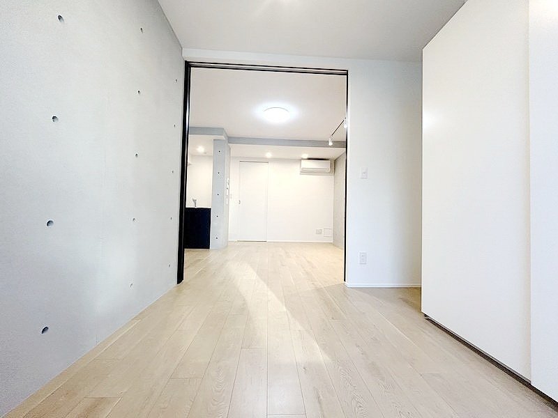 お部屋探しは株式会社 タウンハウジング までお気軽にお問合せ下さい。
クレジットカード決済・首都圏を中心直営143店舗 仲介件数全国2位の豊富な実績!諸費用・審査等・何でもご相談下さい。