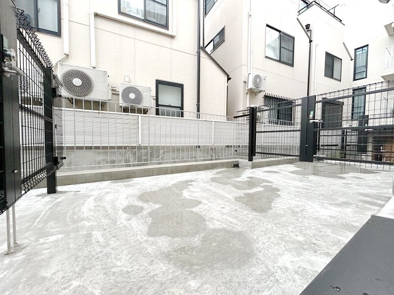 部屋探しは株式会社 タウンハウジング までお気軽にお問合せ下さい。
クレジットカード決済・首都圏を中心直営143店舗 仲介件数全国2位の豊富な実績!諸費用・審査等・何でもご相談下さい。