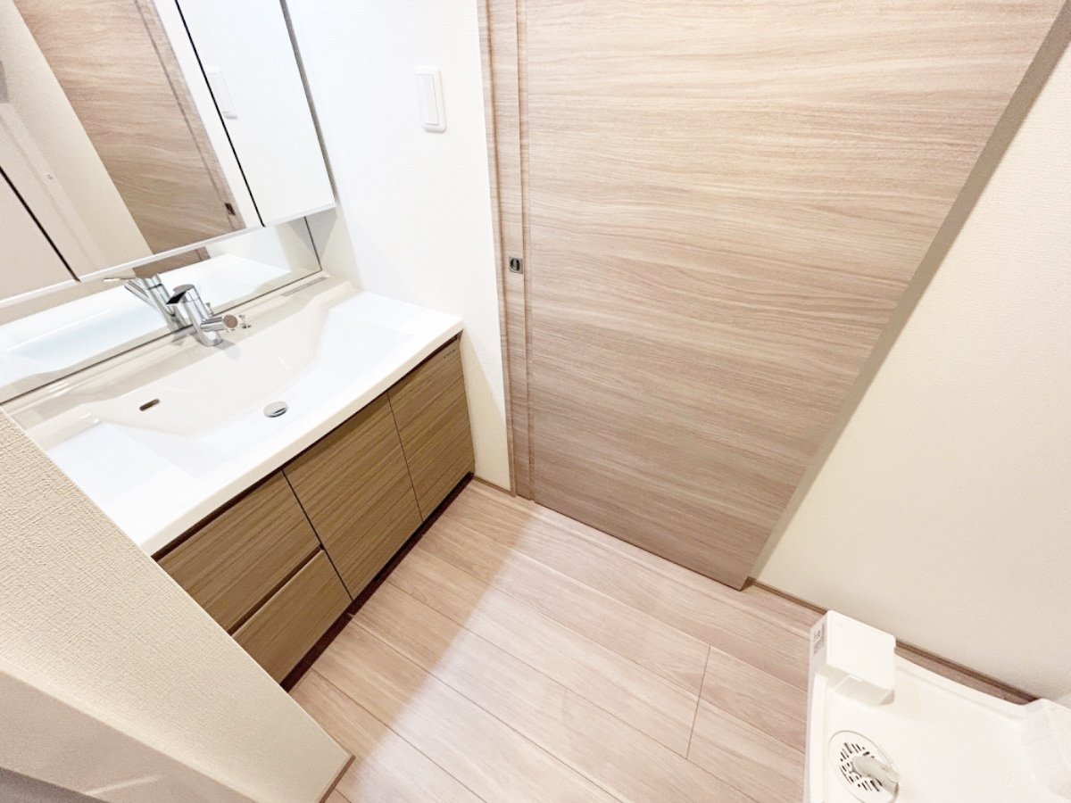 お部屋探しは株式会社 タウンハウジング までお気軽にお問合せ下さい。
クレジットカード決済・首都圏を中心直営143店舗 仲介件数全国2位の豊富な実績!諸費用・審査等・何でもご相談下さい。