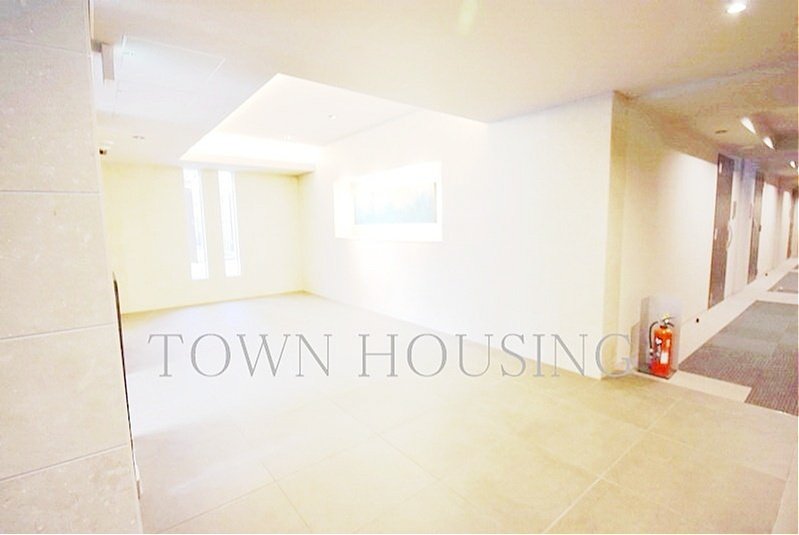 部屋探しは株式会社 タウンハウジング までお気軽にお問合せ下さい。
クレジットカード決済・首都圏を中心直営143店舗 仲介件数全国2位の豊富な実績!諸費用・審査等・何でもご相談下さい。