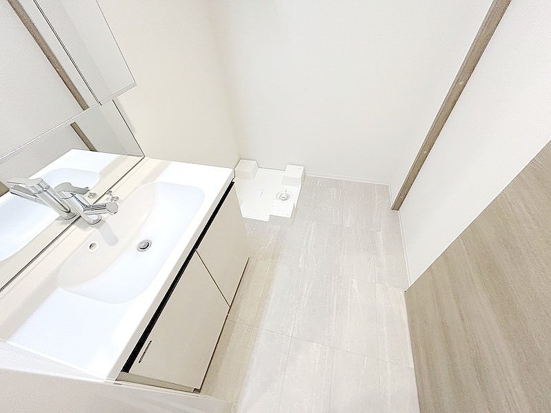 お部屋探しは株式会社 タウンハウジング までお気軽にお問合せ下さい。
クレジットカード決済・首都圏を中心直営143店舗 仲介件数全国2位の豊富な実績!諸費用・審査等・何でもご相談下さい。