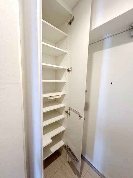 お部屋探しは株式会社 タウンハウジング までお気軽にお問合せ下さい。
クレジットカード決済・首都圏を中心直営143店舗 仲介件数全国2位の豊富な実績!諸費用・審査等・何でもご相談下さい。