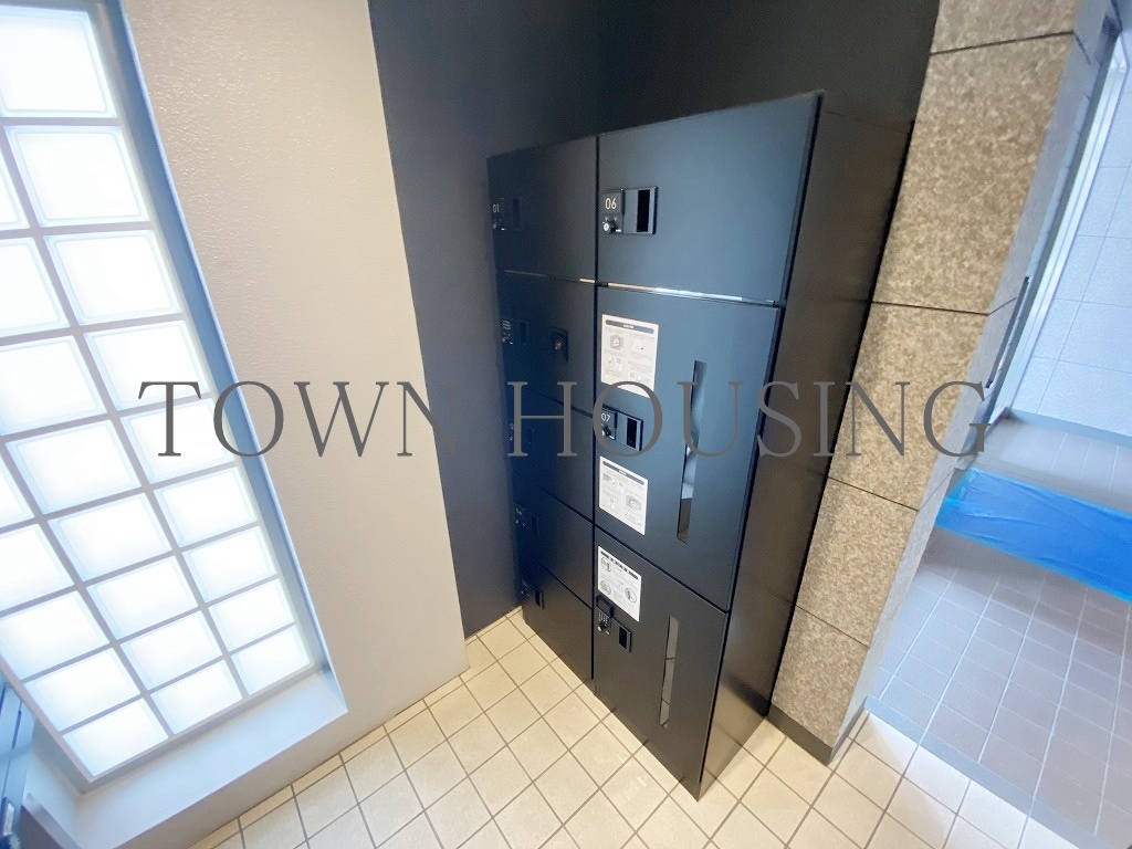 部屋探しは株式会社 タウンハウジング までお気軽にお問合せ下さい。
クレジットカード決済・首都圏を中心直営143店舗 仲介件数全国2位の豊富な実績!諸費用・審査等・何でもご相談下さい。