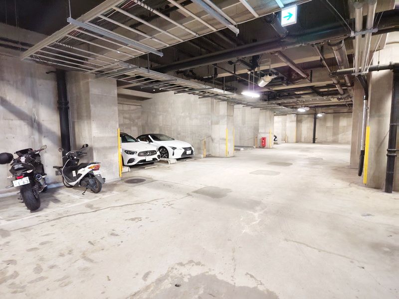 タウンハウジングレジデンス事業部 恵比寿店・赤坂店までお問合せ下さい。