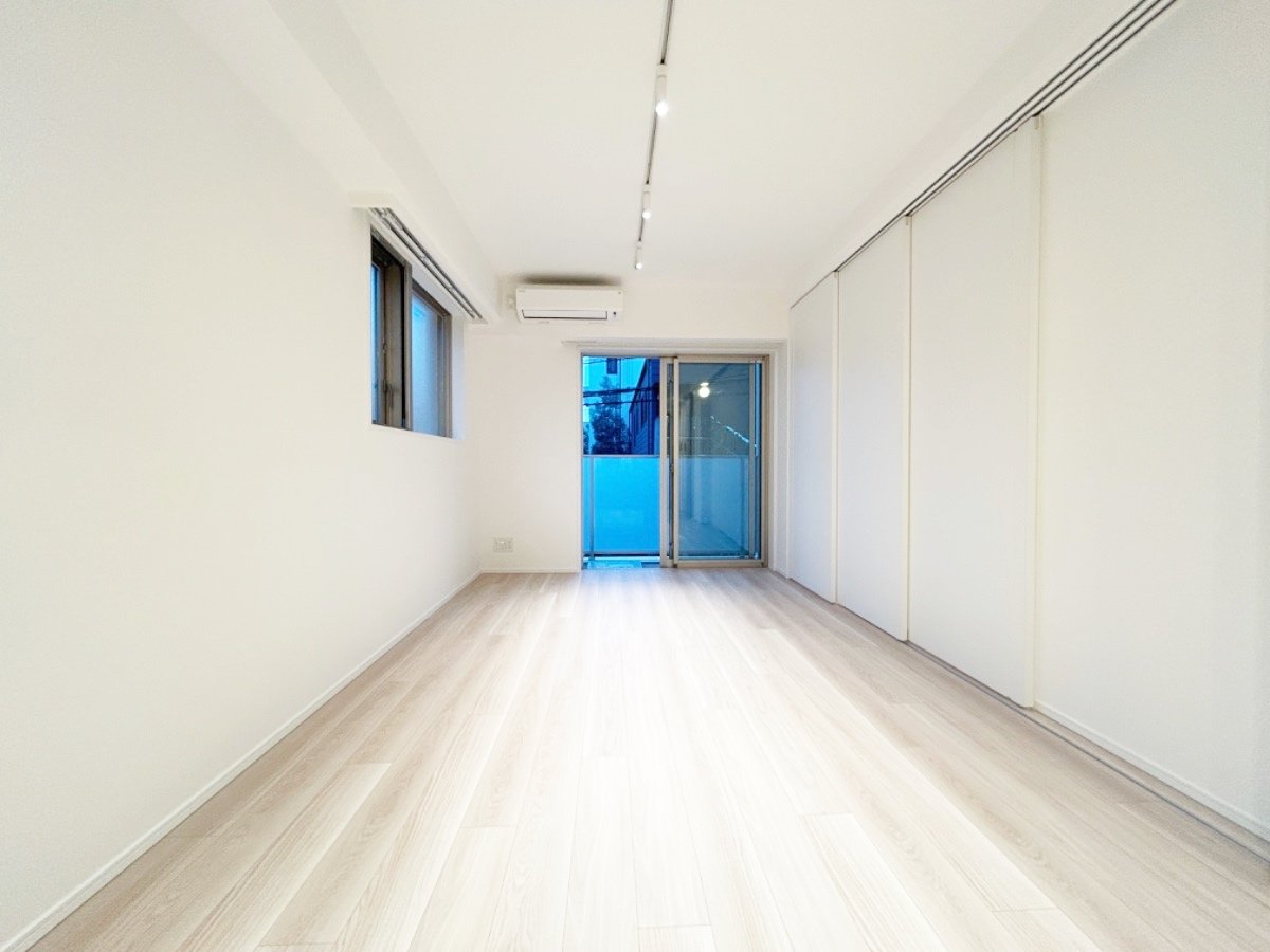 お部屋探しは株式会社 タウンハウジング までお気軽にお問合せ下さい。
クレジットカード決済・首都圏を中心直営143店舗 仲介件数全国2位の豊富な実績!諸費用・審査等・何でもご相談下さい。