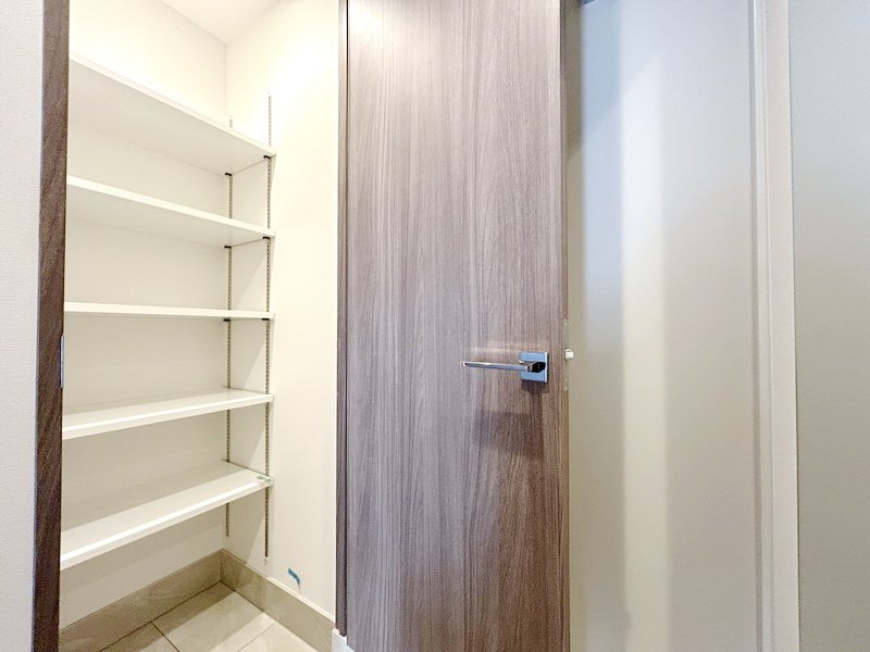 お部屋探しは株式会社 タウンハウジング までお気軽にお問合せ下さい。
クレジットカード決済・首都圏を中心直営143店舗 仲介件数全国2位の豊富な実績!諸費用・審査等・何でもご相談下さい。