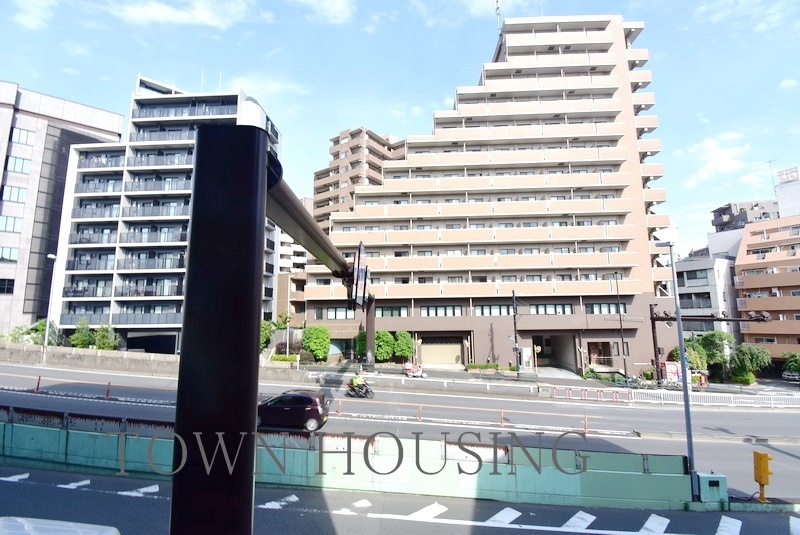 お部屋探しは株式会社 タウンハウジング までお気軽にお問合せ下さい。
クレジットカード決済・首都圏を中心直営143店舗 仲介件数全国2位の豊富な実績!諸費用・審査等・何でもご相談下さい。