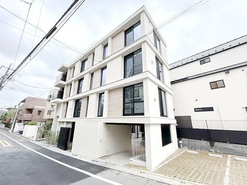 お部屋探しは株式会社 タウンハウジング までお気軽にお問合せ下さい。
クレジットカード決済・首都圏を中心直営143店舗 仲介件数全国2位の豊富な実績!諸費用・審査等・何でもご相談下さい。