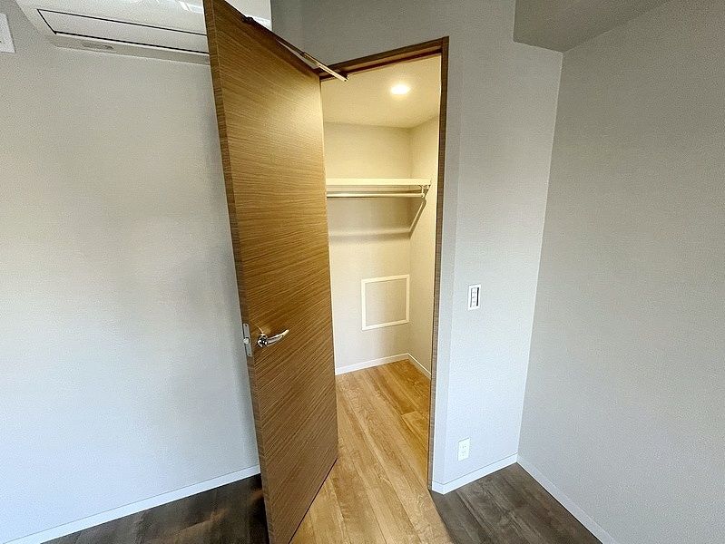 お問合せは(株)タウンハウジングレジデンス事業部 赤坂店・恵比寿店までお問合せ下さい。