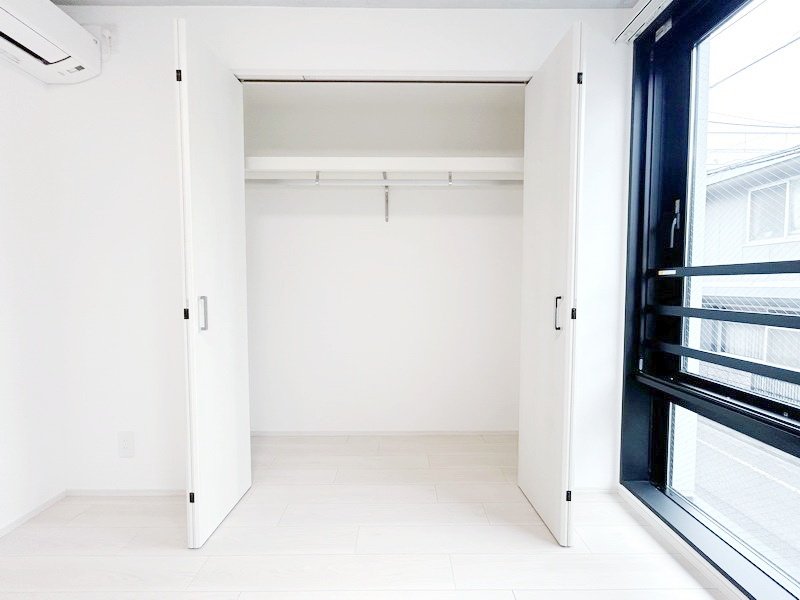 お部屋探しは株式会社 タウンハウジング までお気軽にお問合せ下さい。
クレジットカード決済・首都圏を中心直営143店舗 仲介件数全国2位の豊富な実績!諸費用・審査等・何でもご相談下さい。