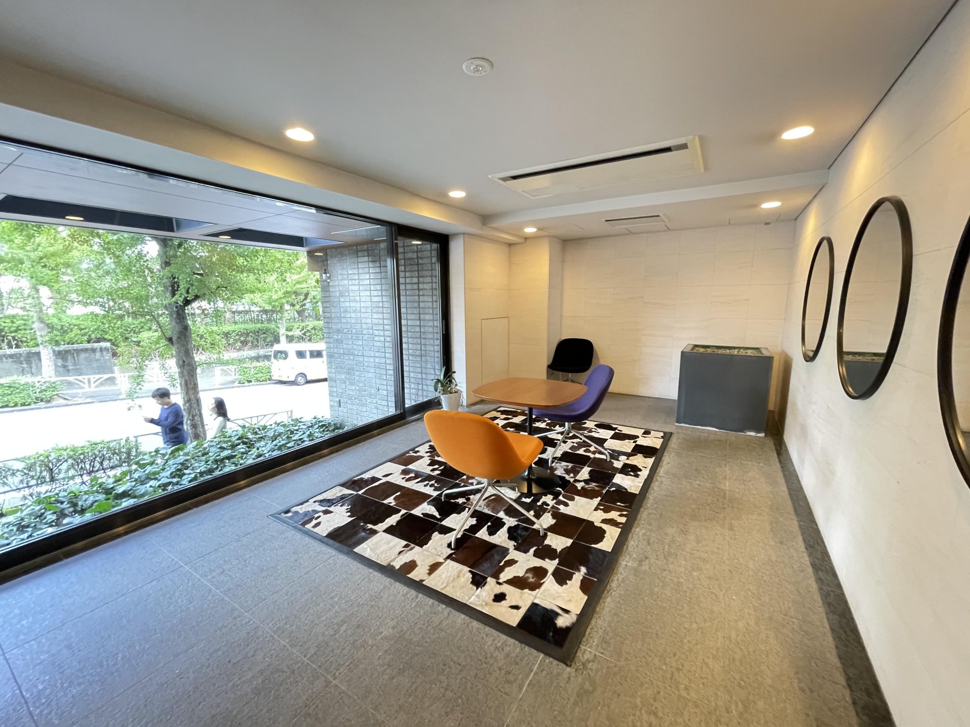 部屋探しは株式会社 タウンハウジング までお気軽にお問合せ下さい。
クレジットカード決済・首都圏を中心直営143店舗 仲介件数全国2位の豊富な実績!諸費用・審査等・何でもご相談下さい。