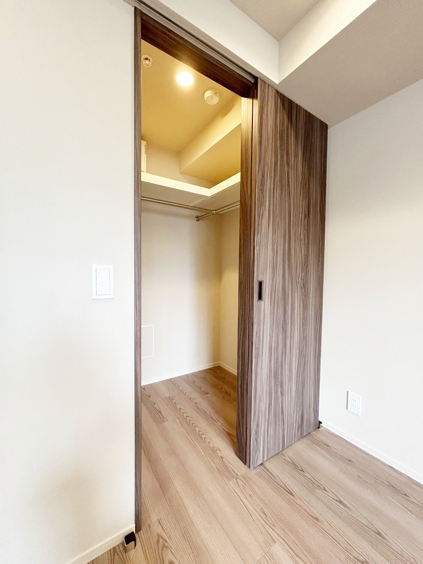 お部屋探しは株式会社 タウンハウジング までお気軽にお問合せ下さい。
クレジットカード決済・首都圏を中心直営143店舗 仲介件数全国2位の豊富な実績!諸費用・審査等・何でもご相談下さい。