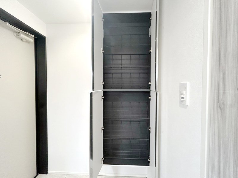 お部屋探しは株式会社 タウンハウジング までお気軽にお問合せ下さい。
クレジットカード決済・首都圏を中心直営143店舗 仲介件数全国2位の豊富な実績!諸費用・審査等・何でもご相談下さい。