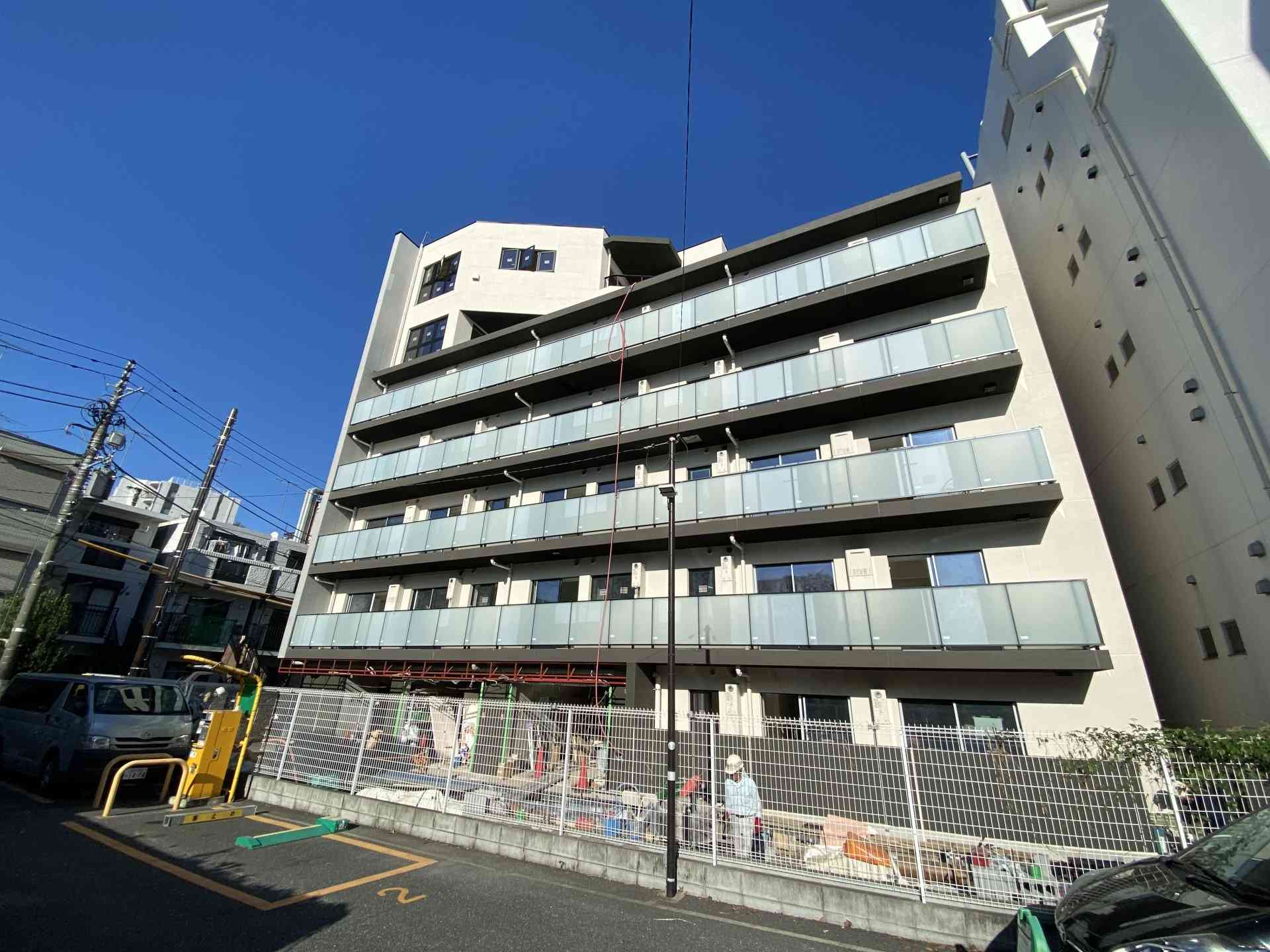 お部屋探しは株式会社 タウンハウジング までお気軽にお問合せ下さい。
クレジットカード決済・首都圏を中心直営143店舗 仲介件数全国2位の豊富な実績!諸費用・審査等・何でもご相談下さい。