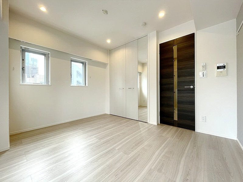 お部屋探しは株式会社 タウンハウジング までお気軽にお問合せ下さい。
クレジットカード決済・首都圏を中心直営143店舗 仲介件数全国2位の豊富な実績!諸費用・審査等・何でもご相談下さい。