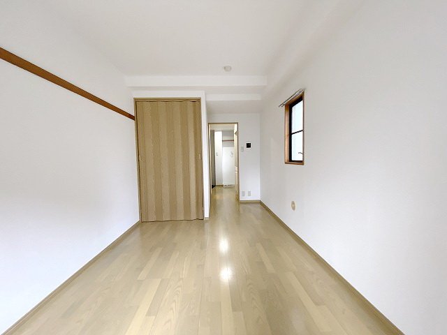 お部屋探しは株式会社 タウンハウジング までお気軽にお問合せ下さい。
クレジットカード決済・首都圏を中心直営143店舗 仲介件数全国2位の豊富な実績!諸費用・審査等・何でもご相談下さい。