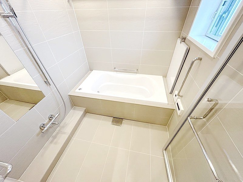 お部屋探しは株式会社 タウンハウジング までお気軽にお問合せ下さい。
クレジットカード決済・首都圏を中心直営143店舗 仲介件数全国2位の豊富な実績!諸費用・審査等・何でもご相談下さい。