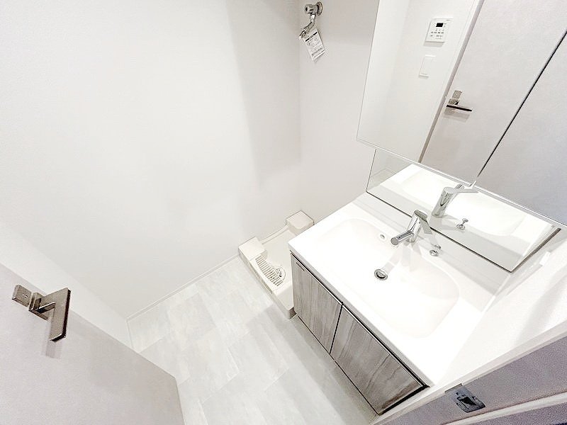 お部屋探しは株式会社 タウンハウジング までお気軽にお問合せ下さい。
クレジットカード決済・首都圏を中心直営143店舗 仲介件数全国2位の豊富な実績!諸費用・審査等・何でもご相談下さい。