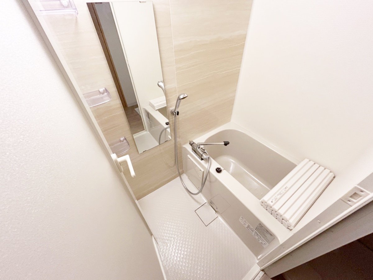 お部屋探しは株式会社 タウンハウジング までお気軽にお問合せ下さい。
クレジットカード決済・首都圏を中心直営143店舗 仲介件数全国2位の豊富な実績!諸費用・審査等・何でもご相談下さい。