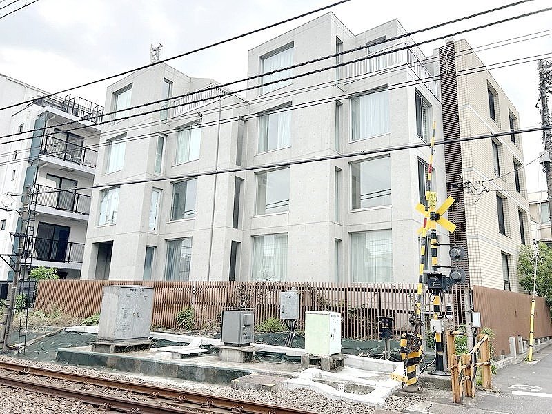 お部屋探しは株式会社 タウンハウジング までお気軽にお問合せ下さい。
クレジットカード決済・首都圏を中心直営143店舗 仲介件数全国2位の豊富な実績!諸費用・審査等・何でもご相談下さい。