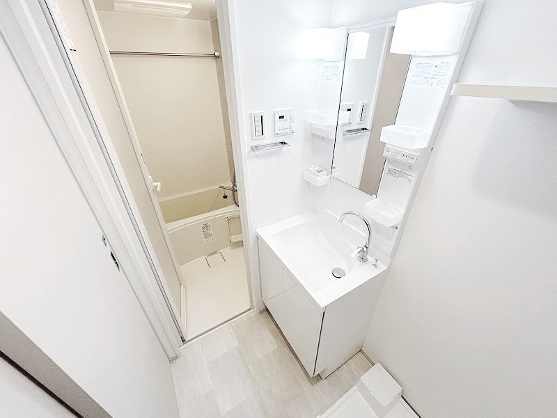 お部屋探しは株式会社 タウンハウジング までお気軽にお問合せ下さい。
クレジットカード決済・首都圏を中心直営143店舗 仲介件数全国2位の豊富な実績!諸費用・審査等・何でもご相談下さい。