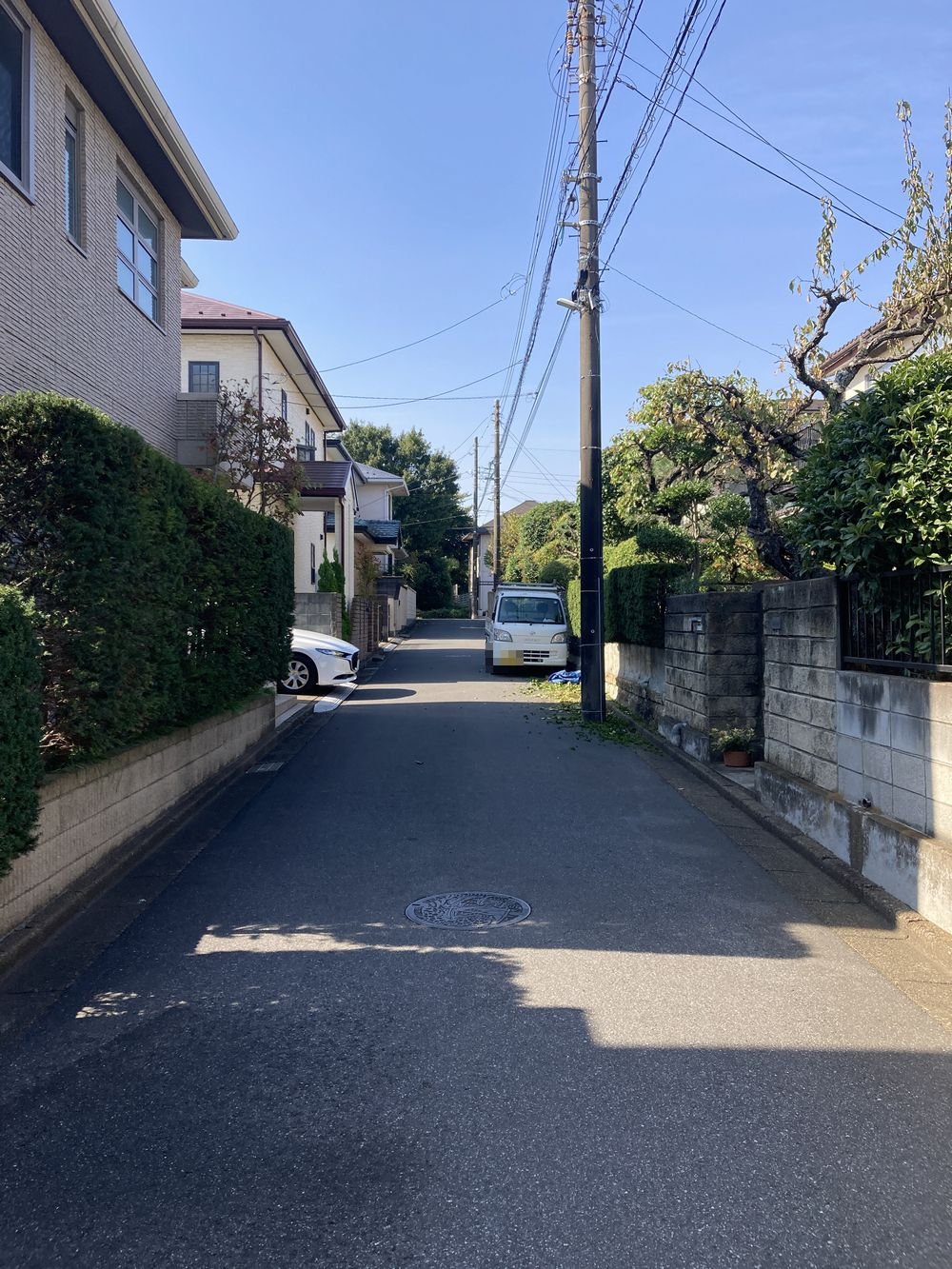 前面道路含む外観