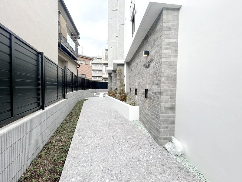 部屋探しは株式会社 タウンハウジング までお気軽にお問合せ下さい。
クレジットカード決済・首都圏を中心直営143店舗 仲介件数全国2位の豊富な実績!諸費用・審査等・何でもご相談下さい。