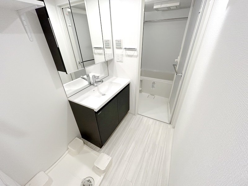 お部屋探しは株式会社 タウンハウジング までお気軽にお問合せ下さい。
クレジットカード決済・首都圏を中心直営143店舗 仲介件数全国2位の豊富な実績!諸費用・審査等・何でもご相談下さい。