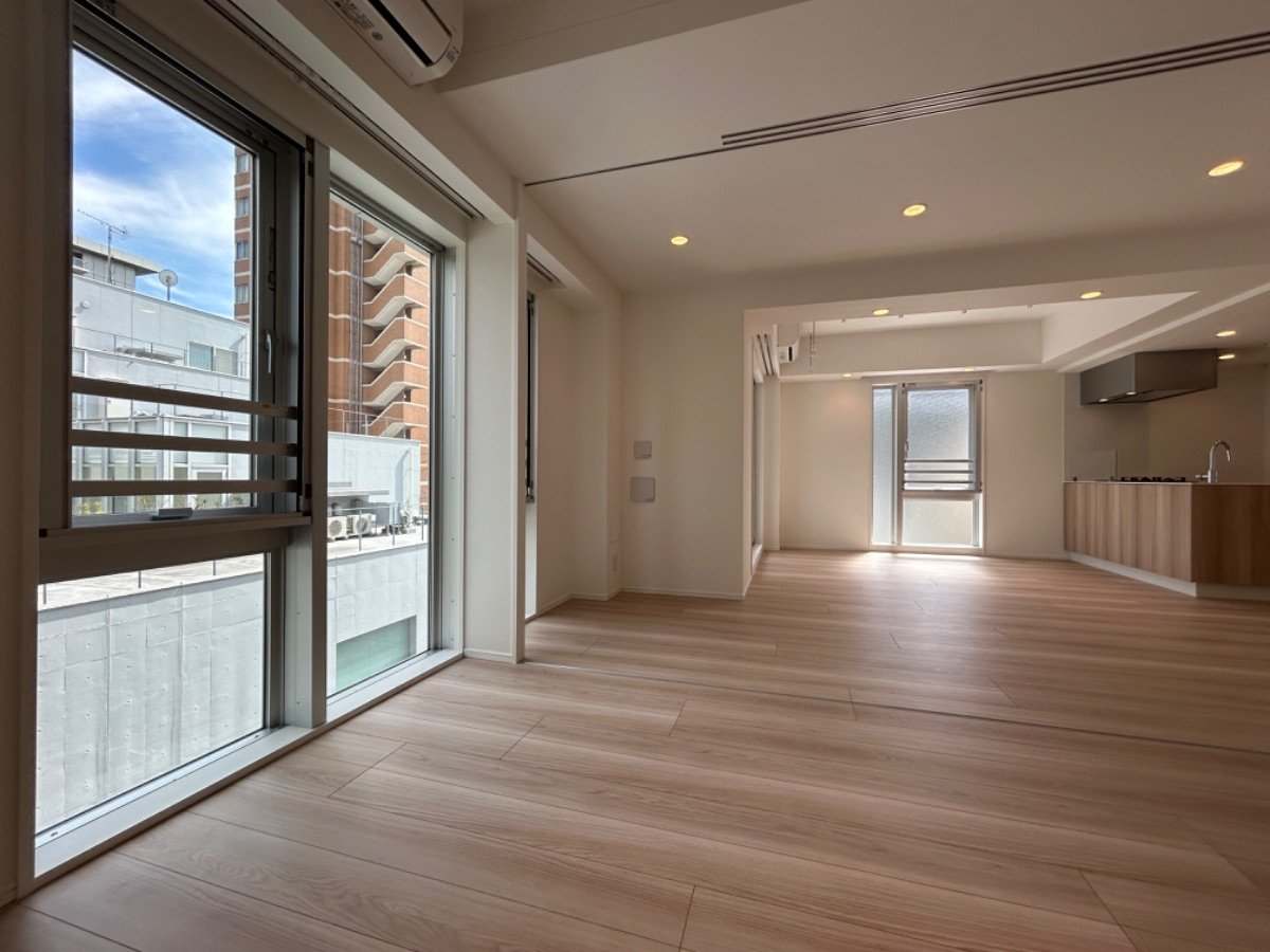 お部屋探しは株式会社 タウンハウジング までお気軽にお問合せ下さい。
クレジットカード決済・首都圏を中心直営143店舗 仲介件数全国2位の豊富な実績!諸費用・審査等・何でもご相談下さい。