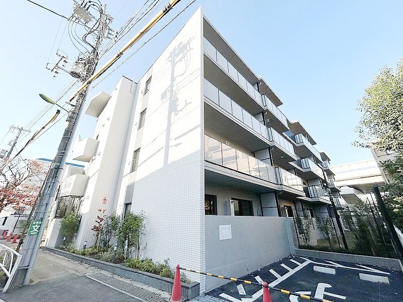 お部屋探しは株式会社 タウンハウジング までお気軽にお問合せ下さい。
クレジットカード決済・首都圏を中心直営143店舗 仲介件数全国2位の豊富な実績!諸費用・審査等・何でもご相談下さい。