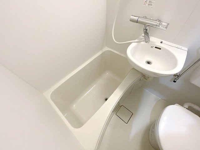 お部屋探しは株式会社 タウンハウジング までお気軽にお問合せ下さい。
クレジットカード決済・首都圏を中心直営143店舗 仲介件数全国2位の豊富な実績!諸費用・審査等・何でもご相談下さい。