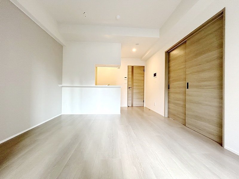 部屋探しは株式会社 タウンハウジング までお気軽にお問合せ下さい。
クレジットカード決済・首都圏を中心直営143店舗 仲介件数全国2位の豊富な実績!諸費用・審査等・何でもご相談下さい。