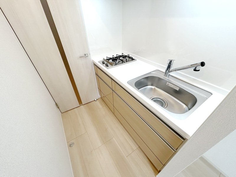 お部屋探しは株式会社 タウンハウジング までお気軽にお問合せ下さい。
クレジットカード決済・首都圏を中心直営143店舗 仲介件数全国2位の豊富な実績!諸費用・審査等・何でもご相談下さい。