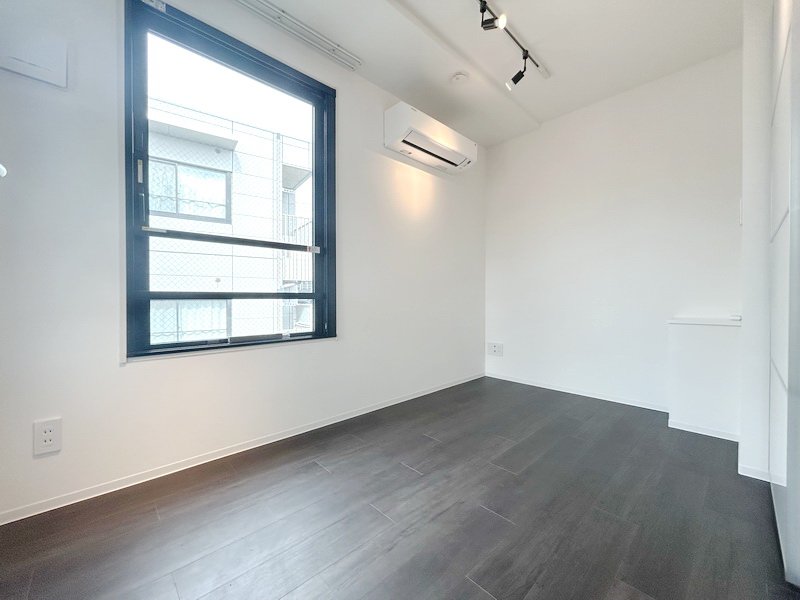 お部屋探しは株式会社 タウンハウジング までお気軽にお問合せ下さい。
クレジットカード決済・首都圏を中心直営143店舗 仲介件数全国2位の豊富な実績!諸費用・審査等・何でもご相談下さい。