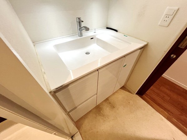 お問合せは(株)タウンハウジングレジデンス事業部【03-5563-9055】までお気軽にお問合せ下さい。