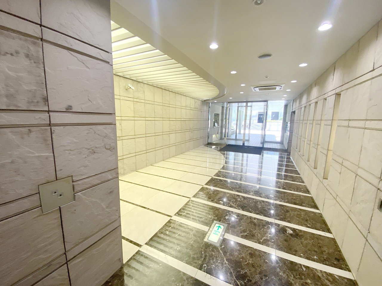 お問合せは(株)タウンハウジングレジデンス事業部【03-5563-9055】までお気軽にお問合せ下さい。