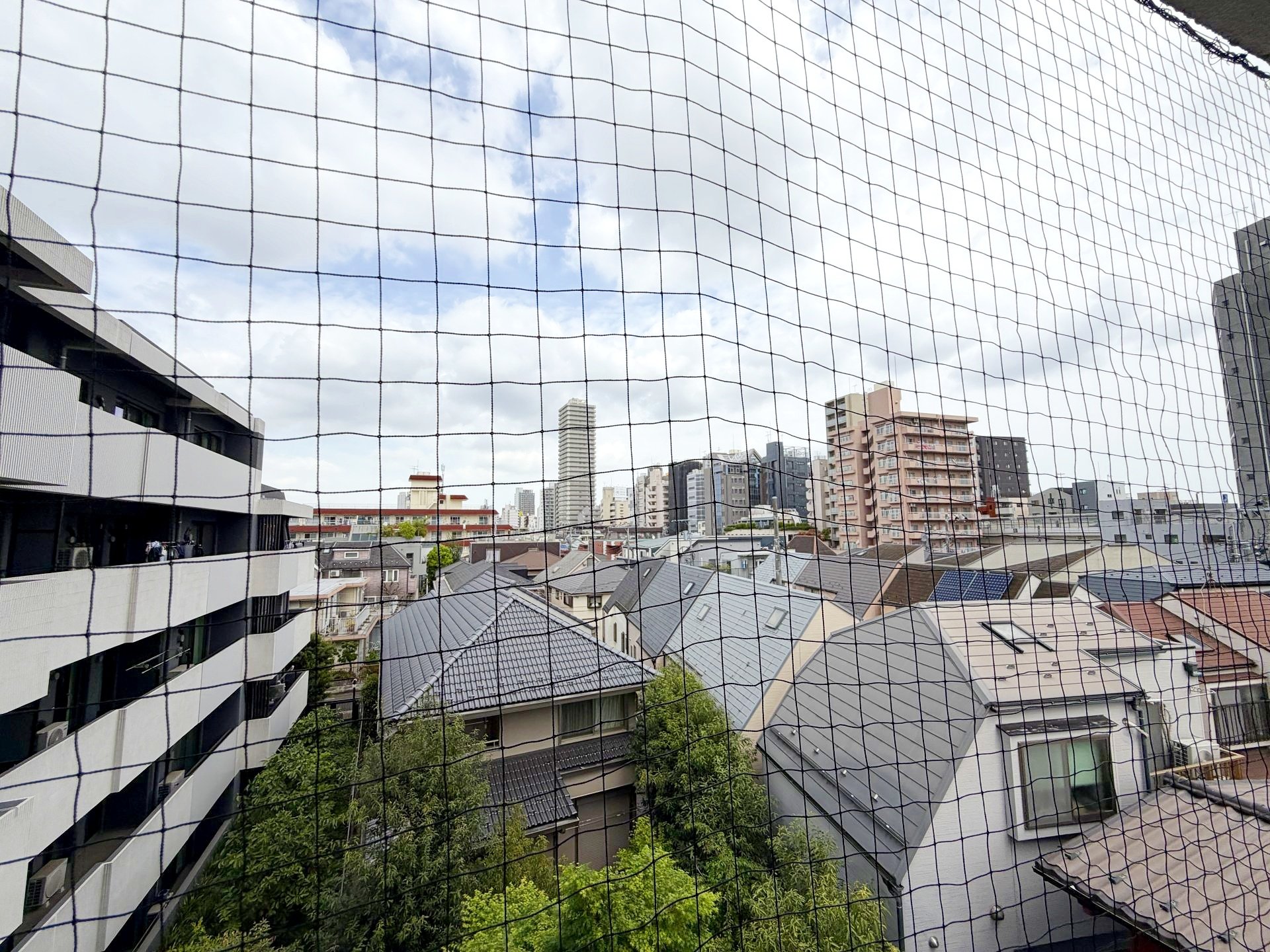 お部屋探しは株式会社 タウンハウジング までお気軽にお問合せ下さい。
クレジットカード決済・首都圏を中心直営143店舗 仲介件数全国2位の豊富な実績!諸費用・審査等・何でもご相談下さい。