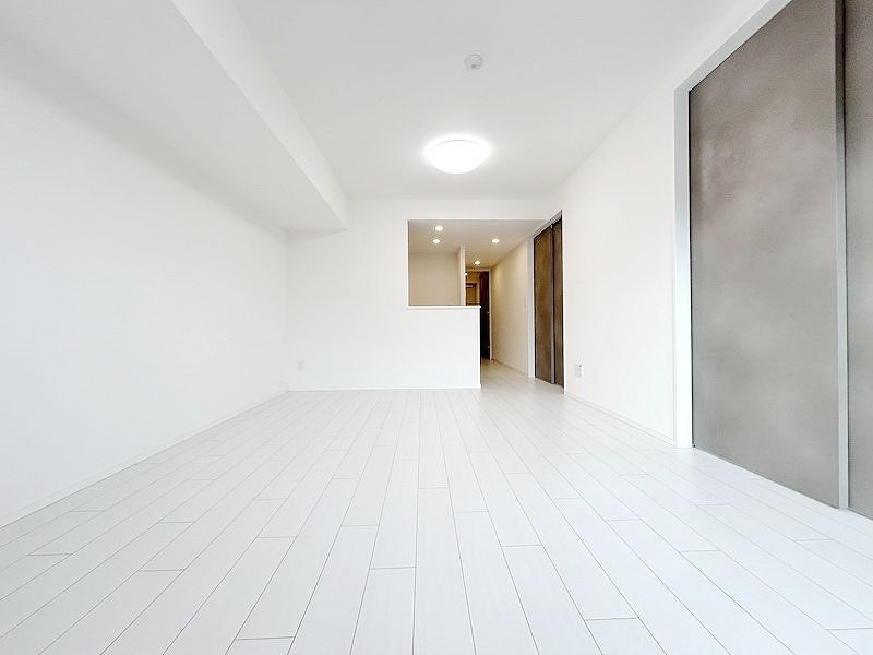 お部屋探しは株式会社 タウンハウジング までお気軽にお問合せ下さい。
クレジットカード決済・首都圏を中心直営143店舗 仲介件数全国2位の豊富な実績!諸費用・審査等・何でもご相談下さい。