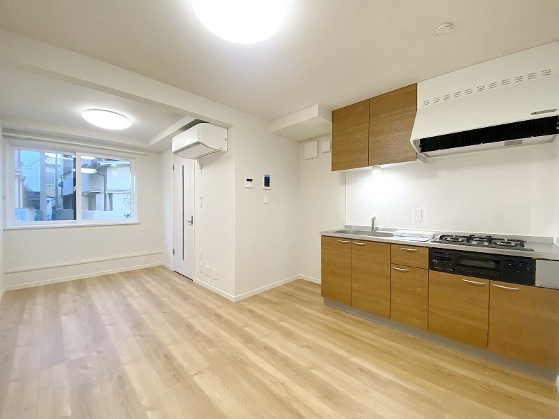 お部屋探しは株式会社 タウンハウジング までお気軽にお問合せ下さい。
クレジットカード決済・首都圏を中心直営143店舗 仲介件数全国2位の豊富な実績!諸費用・審査等・何でもご相談下さい。