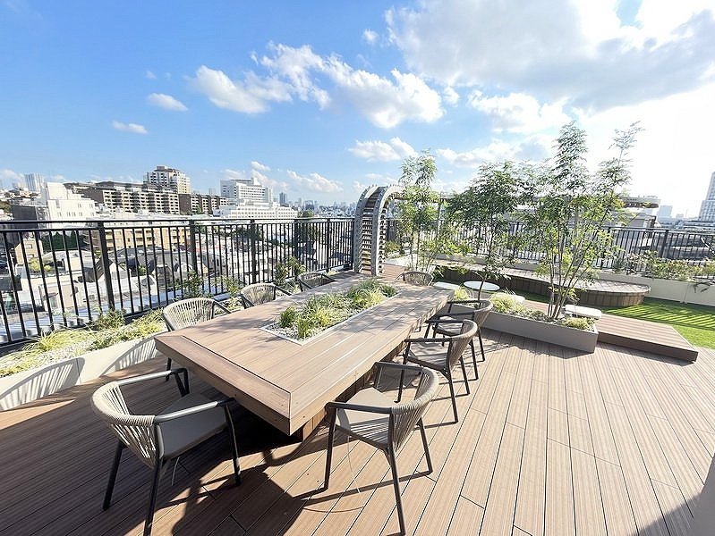 部屋探しは株式会社 タウンハウジング までお気軽にお問合せ下さい。
クレジットカード決済・首都圏を中心直営143店舗 仲介件数全国2位の豊富な実績!諸費用・審査等・何でもご相談下さい。