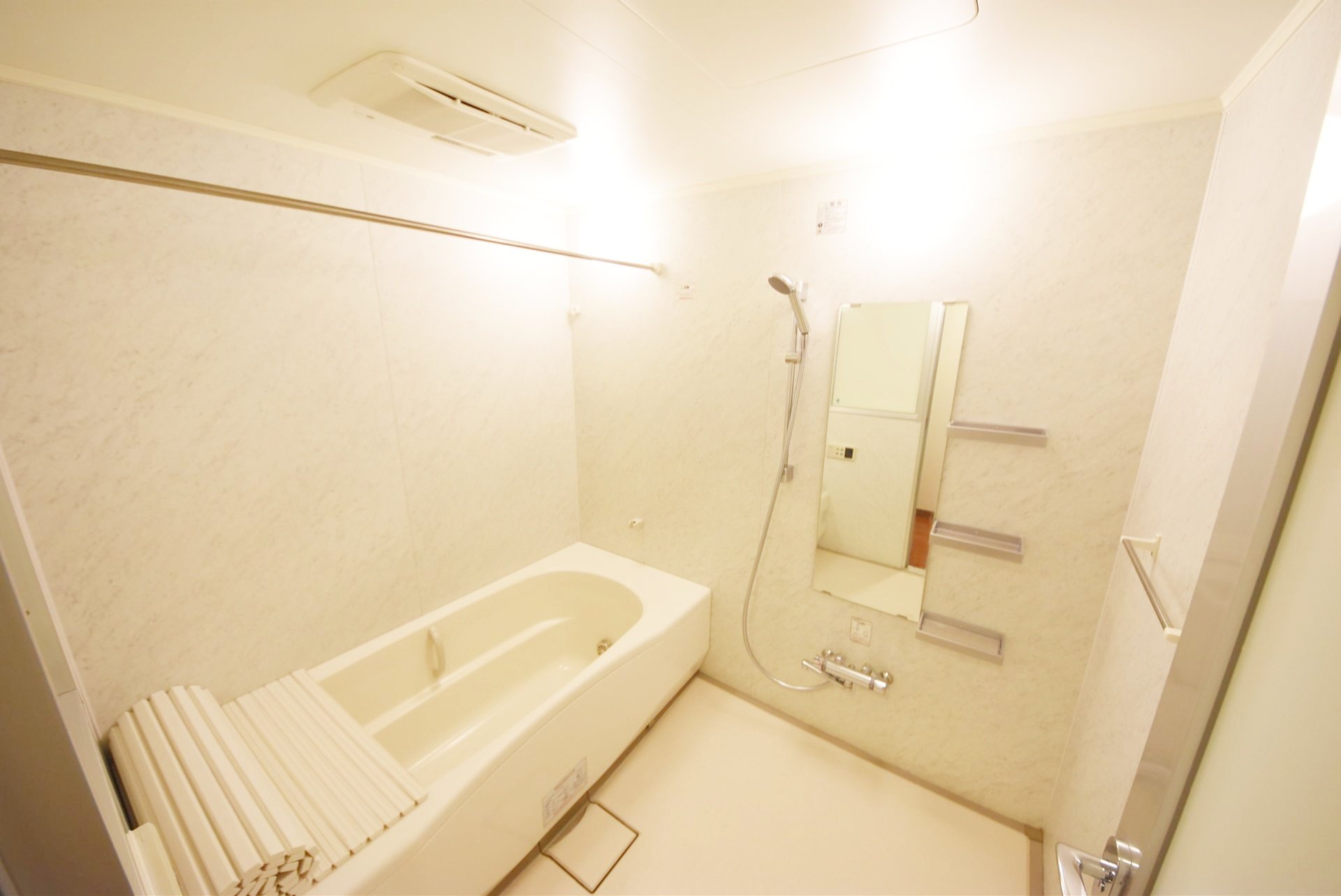 お問合せは(株)タウンハウジングレジデンス事業部【03-5563-9055】までお気軽にお問合せ下さい。