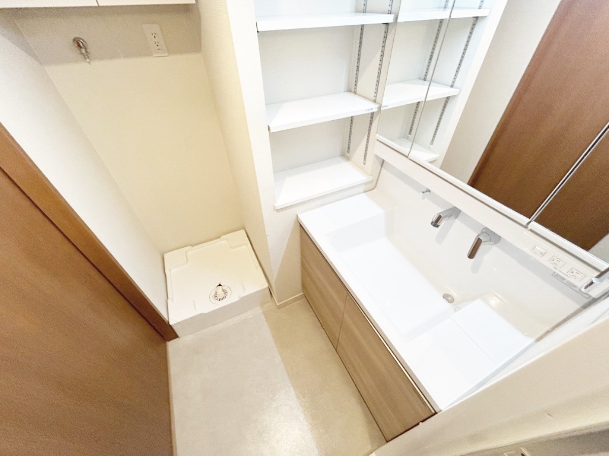 お部屋探しは株式会社 タウンハウジング までお気軽にお問合せ下さい。
クレジットカード決済・首都圏を中心直営143店舗 仲介件数全国2位の豊富な実績!諸費用・審査等・何でもご相談下さい。