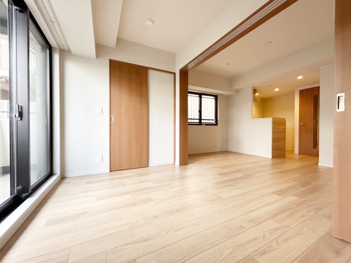 お部屋探しは株式会社 タウンハウジング までお気軽にお問合せ下さい。
クレジットカード決済・首都圏を中心直営143店舗 仲介件数全国2位の豊富な実績!諸費用・審査等・何でもご相談下さい。