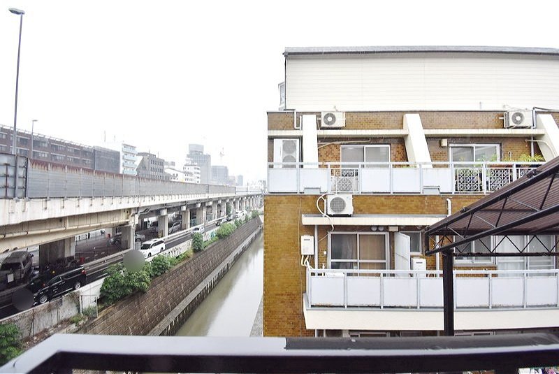 お部屋探しは株式会社 タウンハウジング までお気軽にお問合せ下さい。
クレジットカード決済・首都圏を中心直営143店舗 仲介件数全国2位の豊富な実績!諸費用・審査等・何でもご相談下さい。