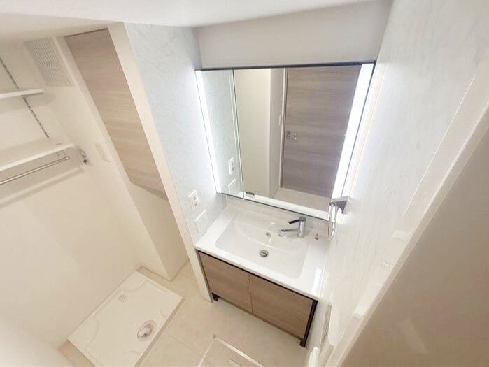 お部屋探しは株式会社 タウンハウジング までお気軽にお問合せ下さい。
クレジットカード決済・首都圏を中心直営143店舗 仲介件数全国2位の豊富な実績!諸費用・審査等・何でもご相談下さい。