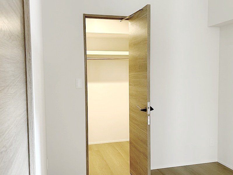 お部屋探しは株式会社 タウンハウジング までお気軽にお問合せ下さい。
クレジットカード決済・首都圏を中心直営143店舗 仲介件数全国2位の豊富な実績!諸費用・審査等・何でもご相談下さい。