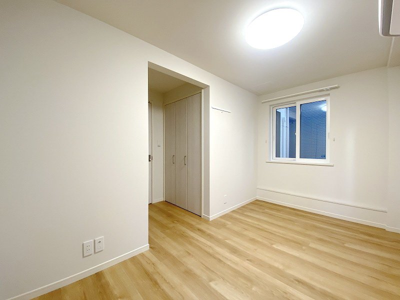 部屋探しは株式会社 タウンハウジング までお気軽にお問合せ下さい。
クレジットカード決済・首都圏を中心直営143店舗 仲介件数全国2位の豊富な実績!諸費用・審査等・何でもご相談下さい。