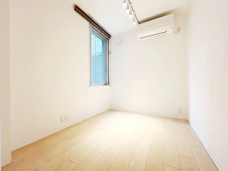 お部屋探しは株式会社 タウンハウジング までお気軽にお問合せ下さい。
クレジットカード決済・首都圏を中心直営143店舗 仲介件数全国2位の豊富な実績!諸費用・審査等・何でもご相談下さい。