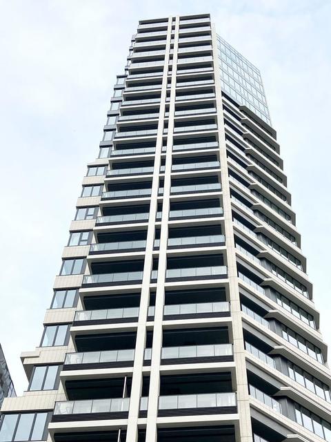 お部屋探しは株式会社 タウンハウジング までお気軽にお問合せ下さい。
クレジットカード決済・首都圏を中心直営143店舗 仲介件数全国2位の豊富な実績!諸費用・審査等・何でもご相談下さい。