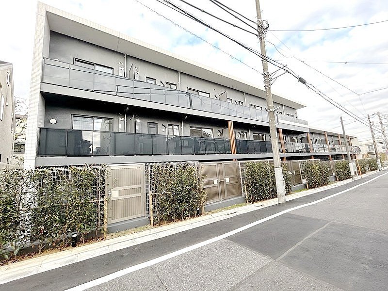 お部屋探しは株式会社 タウンハウジング までお気軽にお問合せ下さい。
クレジットカード決済・首都圏を中心直営143店舗 仲介件数全国2位の豊富な実績!諸費用・審査等・何でもご相談下さい。